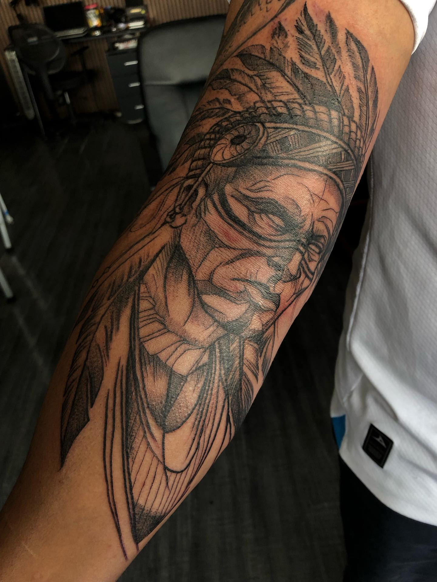 Tatuaje estilo Realismo por Chez Bippy Tattoo